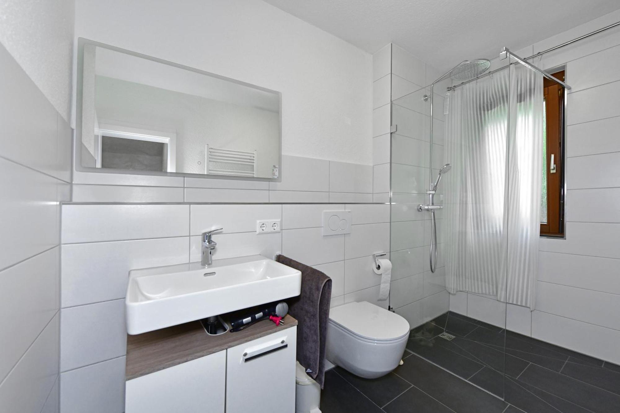 Gaestehaus In Schopfheim, 20 Km Zur Schweiz-Basel, Direkte S-Bahnverbindung エクステリア 写真
